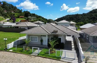 Casa para venda em teresópolis, green valleiy, 3 dormitórios, 3 suítes, 4 banheiros, 6 vagas