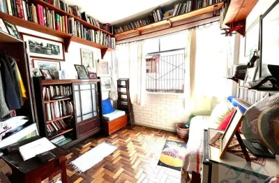 Kitnet para Venda em Teresópolis, TAUMATURGO, 1 dormitório, 1 banheiro