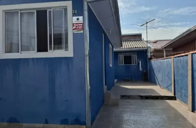 Casa com 2 quartos à venda na Travessa Nicolanor Soares, 34, Novo Mundo, Curitiba