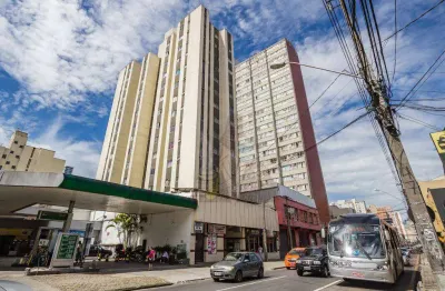 Apartamento com 1 dormitório para alugar, 18 m² por R$ 1.652,57/mês - Centro - Curitiba/PR