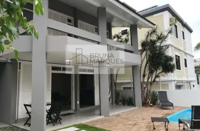 Casa com 4 quartos à venda na Rua Madre Maria Villac, Canasvieiras, Florianópolis