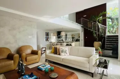 Linda mansão com piscina e varanda gourmet, projeto moderno e acabamento de alto padrão
