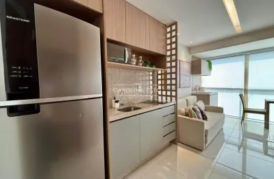 Lindo apartamento mobiliado e finamente decorado, com vista mar na barra