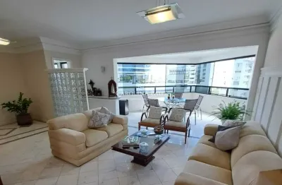 Lindo apartamento em excelente localização e prédio com infraestrutura de lazer completa