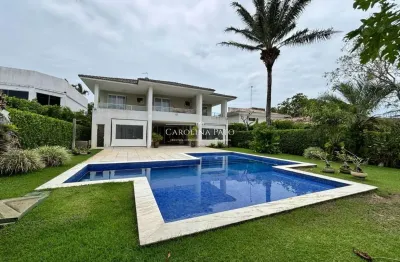Casa alto padrão, projeto moderno de decoração, em condomínio fechado