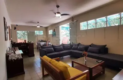 Ótima casa em condomínio com 4 dormitórios e espaço gourmet na praia do lázaro em ubatuba!