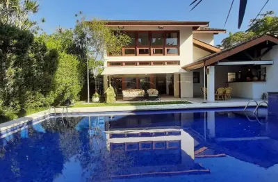 Ótima casa em condomínio com 5 suítes, piscina e espaço gourmet, na praia do lázaro em ubatuba!