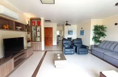Lindo apartamento com 3 suítes e varanda gourmet, pertinho do mar, na praia da enseada em ubatuba!