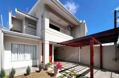 Sobrado com 232.5 m² e 3 suítes à venda no jardim iguaçu - maringá