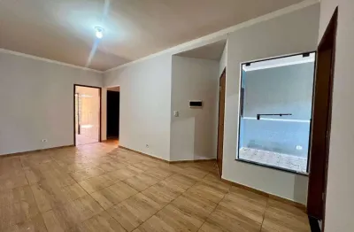 Casa à venda em maringá, loteamento madrid, com 3 quartos, com 83.1 m²