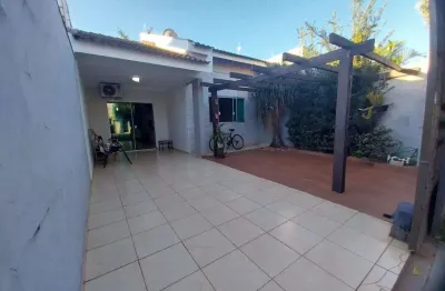Casa à venda em maringá, jardim monte rei, com 2 quartos, com 99.3 m²