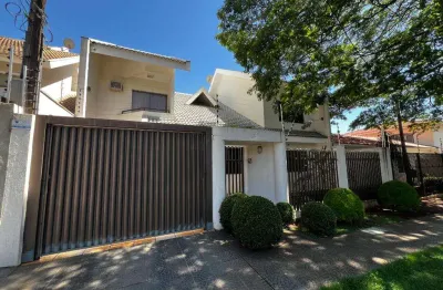 Sobrado à venda em maringá, jardim guaporé, com 4 quartos, com 239.5 m²
