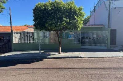 Casa à venda em maringá, loteamento batel, com 2 quartos, com 130.4 m²
