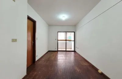 Apartamento à venda em Maringá, Zona 07, com 1 suíte, com 39.53 m², Volpi