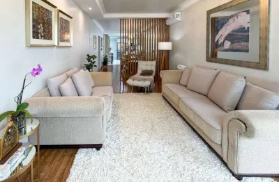 Casa à venda em Maringá, Jardim Novo Oásis, com 3 suítes, com 228 m²