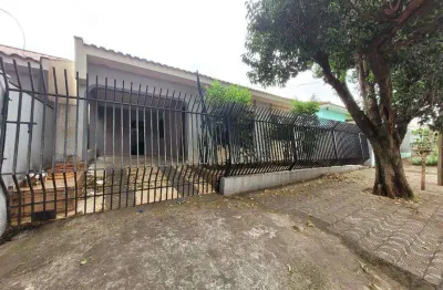 Casa à venda em Maringá, Jardim São Silvestre, com 5 quartos, com 220.75 m²