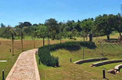 Excelente terreno no condomínio applausi  villaggio engordadouro, com excelente localização!