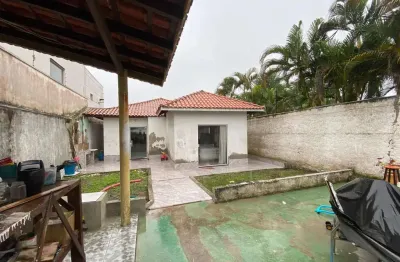 Casa para venda em itanhaém, praia dos sonhos, 6 dormitórios, 1 suíte, 3 banheiros, 4 vagas