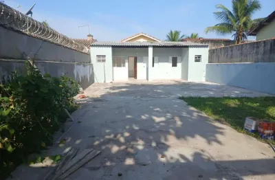 Casa para venda em itanhaém, tupy, 2 dormitórios, 1 suíte, 1 banheiro, 6 vagas