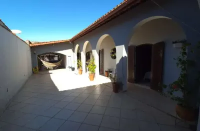 Casa para venda em itanhaém, gaivota, 4 dormitórios, 1 suíte, 2 banheiros, 4 vagas