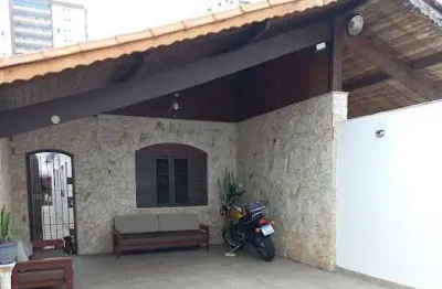 Casa para venda em praia grande, maracanã, 2 dormitórios, 2 suítes, 1 banheiro, 2 vagas
