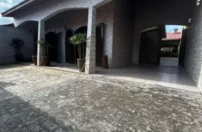 Casa para venda em itanhaém, suarão, 3 dormitórios, 1 suíte, 1 banheiro, 5 vagas