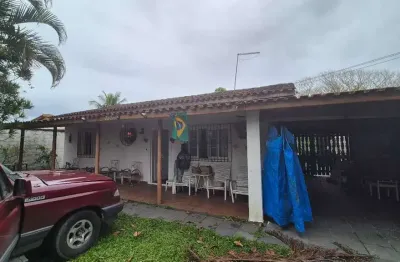 Casa para venda em itanhaém, campos elíseos, 2 dormitórios, 2 banheiros, 8 vagas