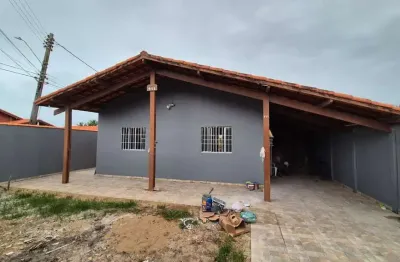 Casa para venda em itanhaém, tupy, 3 dormitórios, 1 suíte, 1 banheiro, 3 vagas