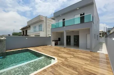 Casa Alto Padrão para Venda em Itanhaém, Belize, 3 dormitórios, 3 suítes, 1 banheiro, 4 vagas