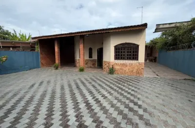 Casa para Venda em Itanhaém, Bopiranga, 2 dormitórios, 1 suíte, 2 banheiros, 3 vagas