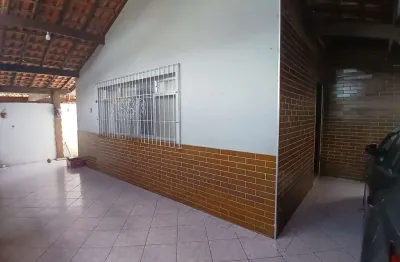 Casa para Venda em Praia Grande, Vila Antartica, 3 dormitórios, 1 suíte, 2 banheiros, 2 vagas
