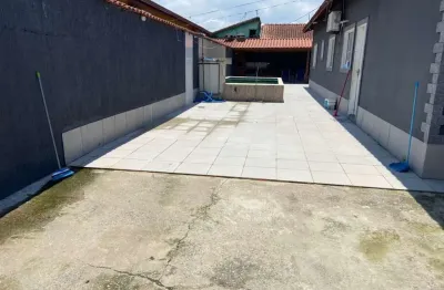 Casa para Venda em Mongaguá, Itaguaí, 2 dormitórios, 1 banheiro