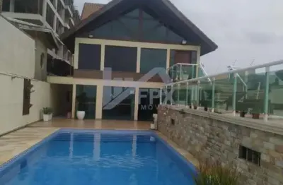 Casa alto padrão para venda em itanhaém, centro, 12 dormitórios, 12 suítes, 3 banheiros, 5 vagas