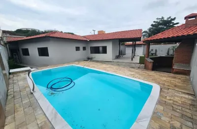 Casa para venda em itanhaém, praia dos sonhos, 5 dormitórios, 2 suítes, 1 banheiro, 3 vagas