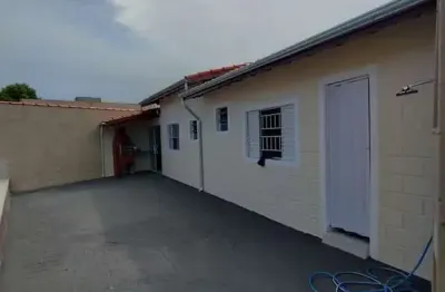Casa para venda em itanhaém, jardim suarão, 2 dormitórios, 2 banheiros, 2 vagas