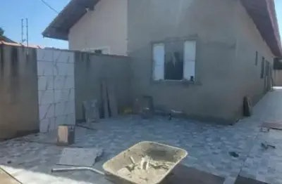 Casa para venda em itanhaém, são pedro, 2 dormitórios, 1 suíte, 1 banheiro, 2 vagas