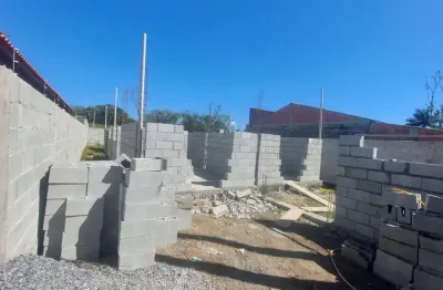 Casa para venda em itanhaém, são pedro, 2 dormitórios, 1 suíte, 1 banheiro, 2 vagas