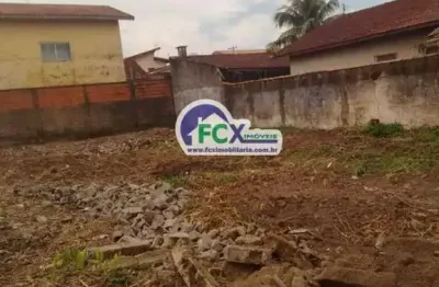 Terreno à venda no Balneário Califórnia, Itanhaém 