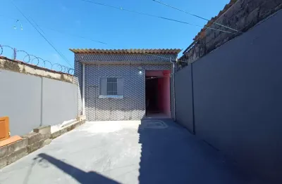 Casa para venda em itanhaém, jardim oásis, 1 dormitório, 1 banheiro, 2 vagas