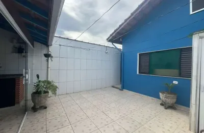 Casa para venda em itanhaém, umuarama, 2 dormitórios, 1 suíte, 1 banheiro, 2 vagas