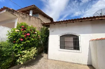 Casa para Venda em Itanhaém, Corumbá, 2 dormitórios, 1 suíte, 1 banheiro, 2 vagas