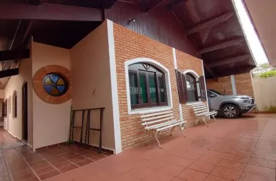Casa para Venda em Itanhaém, Jardim Suarão (Praia), 5 dormitórios, 3 suítes, 1 banheiro, 3 vagas