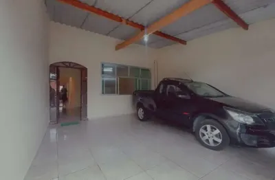 Casa para Venda em Itanhaém, Belas Artes, 3 dormitórios, 1 suíte, 2 banheiros, 1 vaga