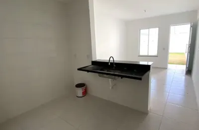 Linda casa sala 2 quartos 1 suíte. área de serviço, quintal na pedra de guaratiba