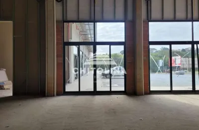 Loja em ótima localização com aproximadamente 51,95m²! agende uma visita e confira os detalhes!
