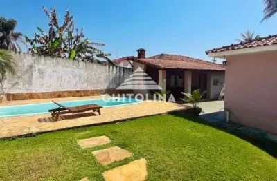 Casa com 3 quartos à venda no Centro, Sarapuí 