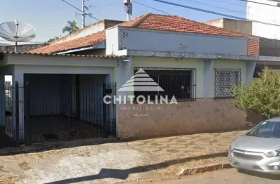 Casa com 3 dormitórios à venda, 250 m² por r$ 900.000,00 - centro - itapetininga/sp