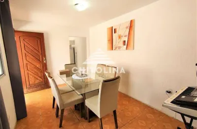 Charmosa casa assobradada com edícula e ótima localização na vila nova itapetininga