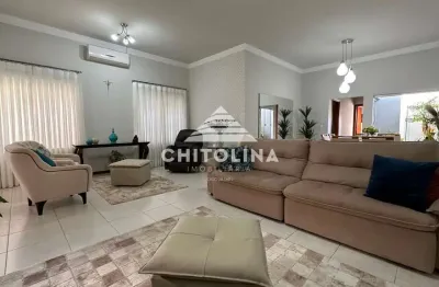 Casa com 3 dormitórios à venda, 252 m² por r$ 1.100.000,00 - centro - itapetininga/sp