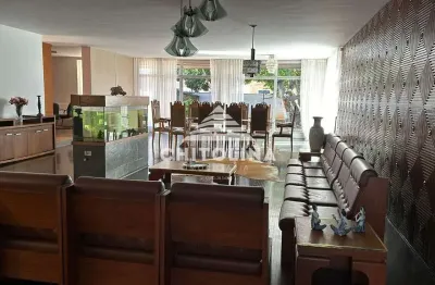 Casa com 4 dormitórios à venda, 483 m² por r$ 4.500.000,00 - centro - itapetininga/sp